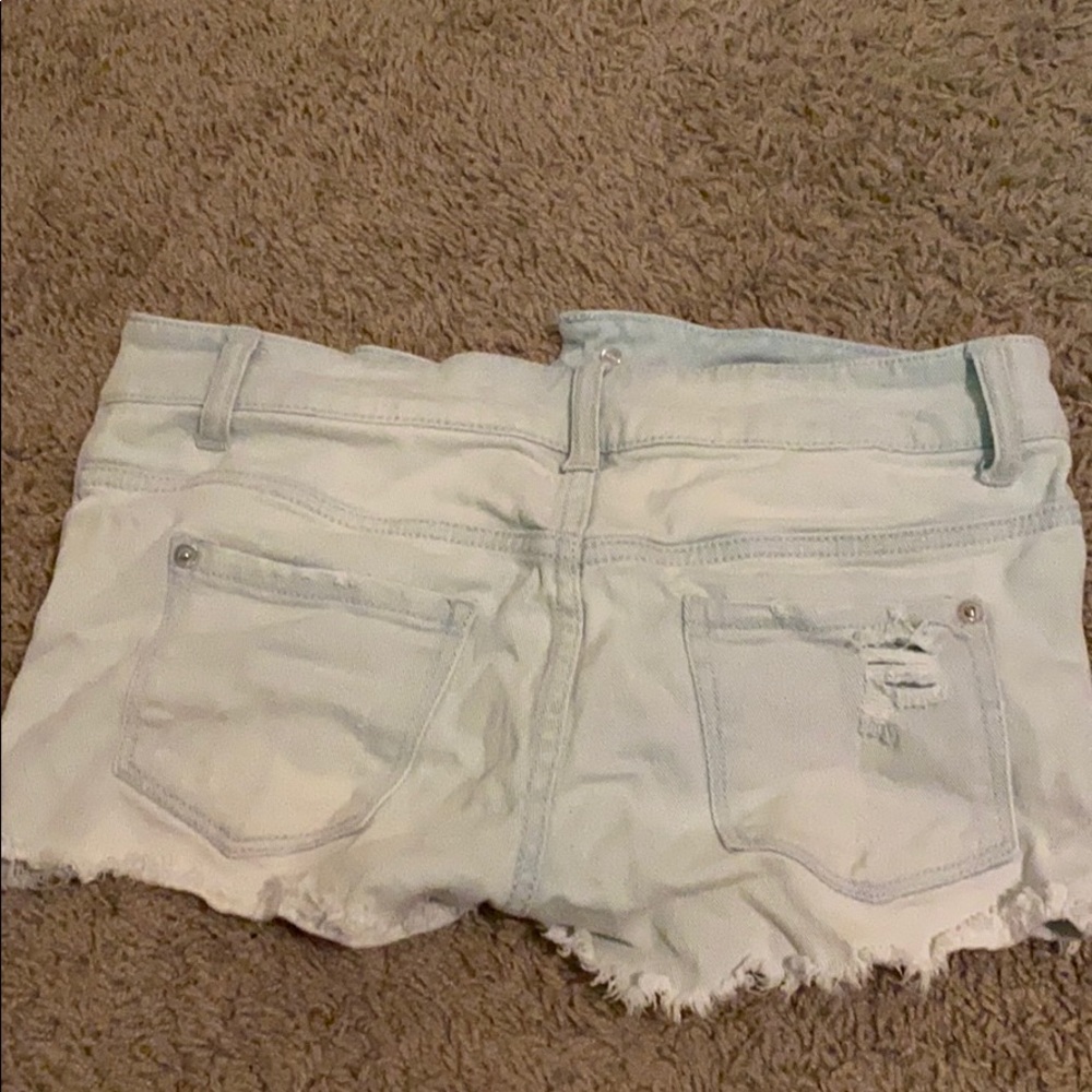 too small - Picture 2 of 2